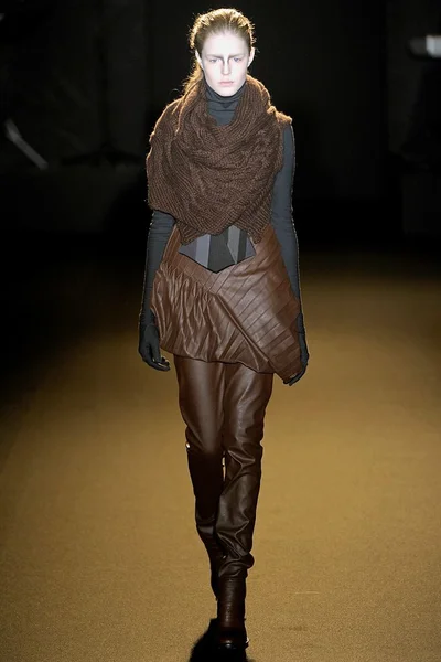 Look 35